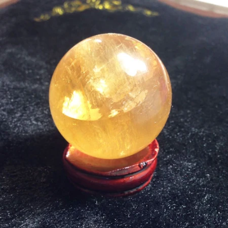 Quả Cầu Ngọc Hoàng Long (Onyx) Vàng