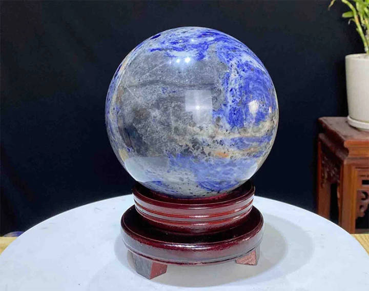 Quả Cầu Sodalites + Lapis Lazurite xanh + Kyanite