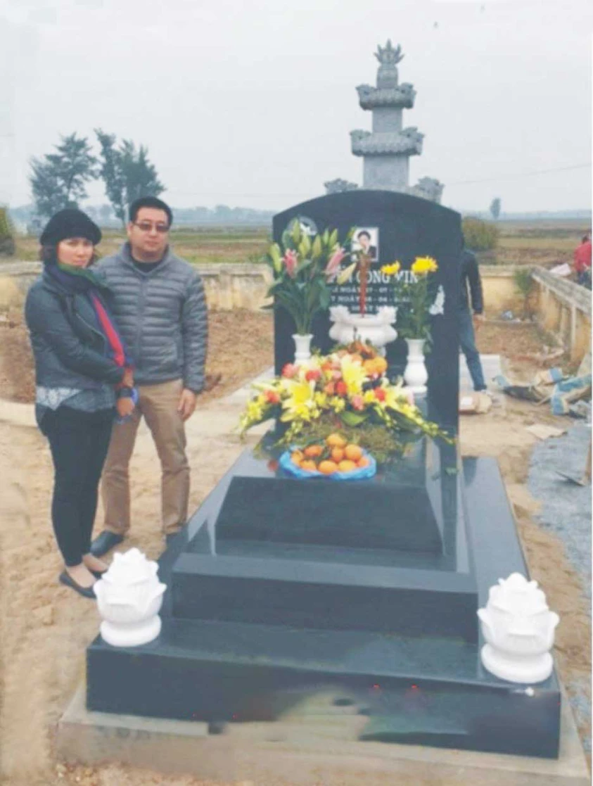Mộ đá Granits 13